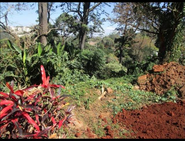 3,494M² VACANT LAND FOR SALE IN COWIES HILL